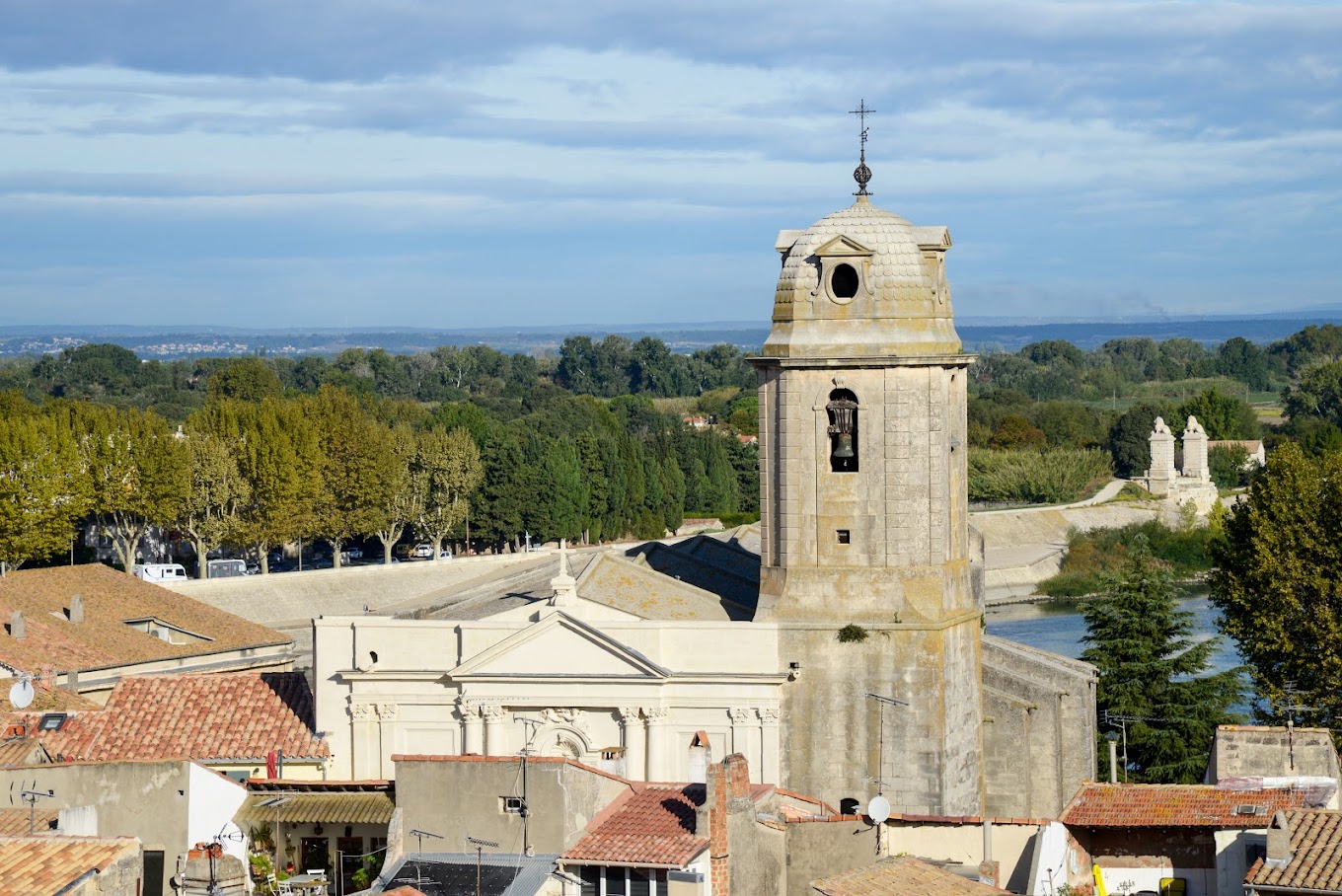 Arles